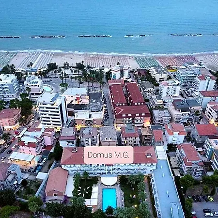 Centro Vacanze Domus M.g. ホテル